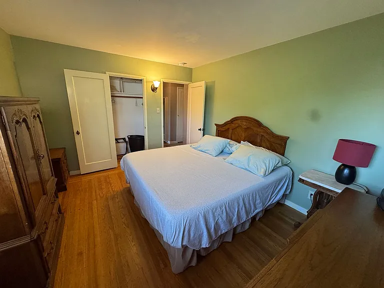 1443 Beacon Ave — Photo 13
