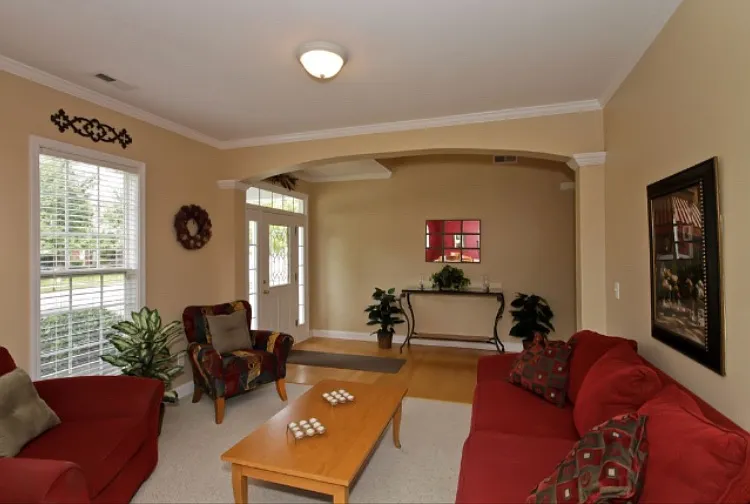 135 Trotter Ridge Dr — Photo 2