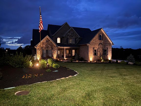 2nd image of 6933 River Run Dr