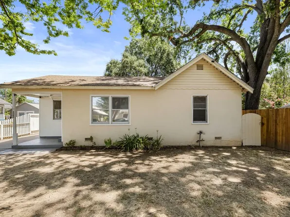 4029 52nd St, Sacramento, CA 95820