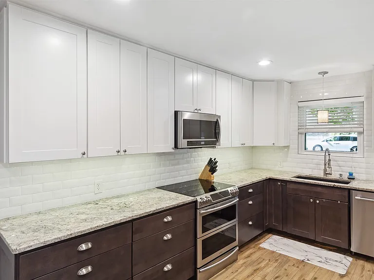 3008 Kirby Dr — Photo 7