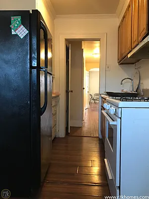 Rented by Realty 2000 Corp | media 3