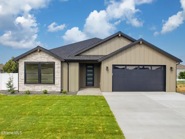 3223 N Van Winkle St, Post Falls, ID 83854