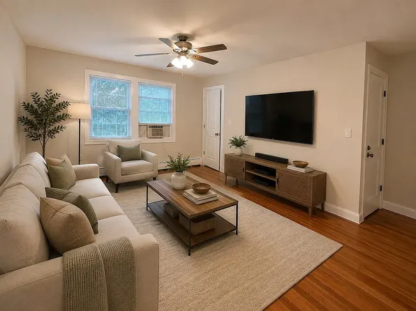109 Sheraden Ave #2, Staten Island, NY 10314
