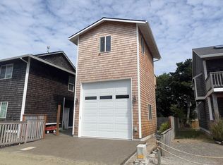 1707 N Franklin St, Seaside, OR 97138