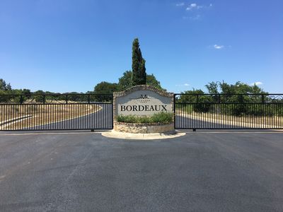 1384 Bordeaux Ln, New Braunfels, TX, 78132
