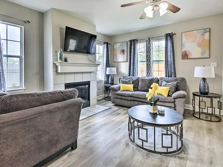3214 Sapphire Star Dr — Photo 3