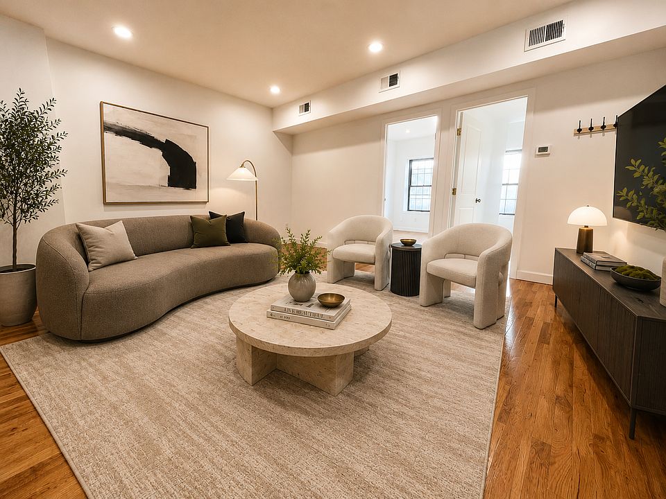 1st image of 275 Smith St #1
