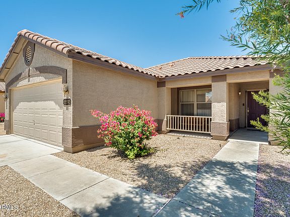 3rd image of 15592 W Maui Ln