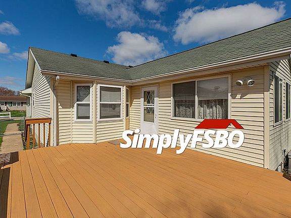 4th image of 296 Briargate Dr