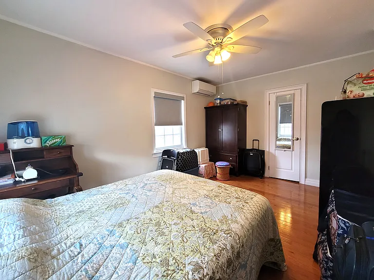 33-36 60th St #2F — Photo 18