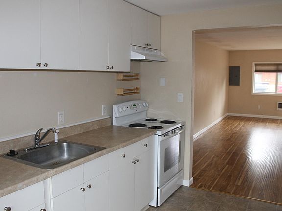 5th image of 5415 Detroit Ave SW #B