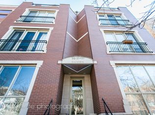 2915 N Damen Ave, Chicago, IL 60618