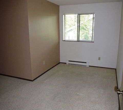 5th image of 7000 Roosevelt Way NE APT 302