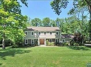 15 Roxbury Downs, Saddle River, NJ 07458