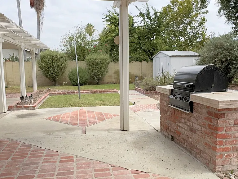 5418 Saratoga St — Photo 50