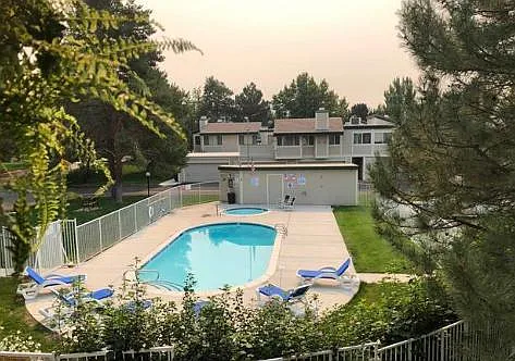 Building Photo - 2435 Sycamore Glen Dr #1