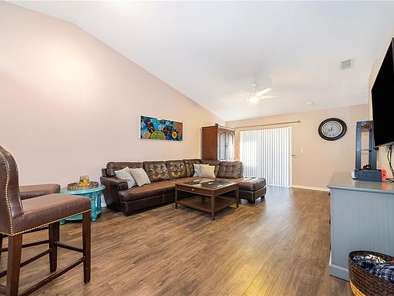 4th image of 3347 Celena Cir