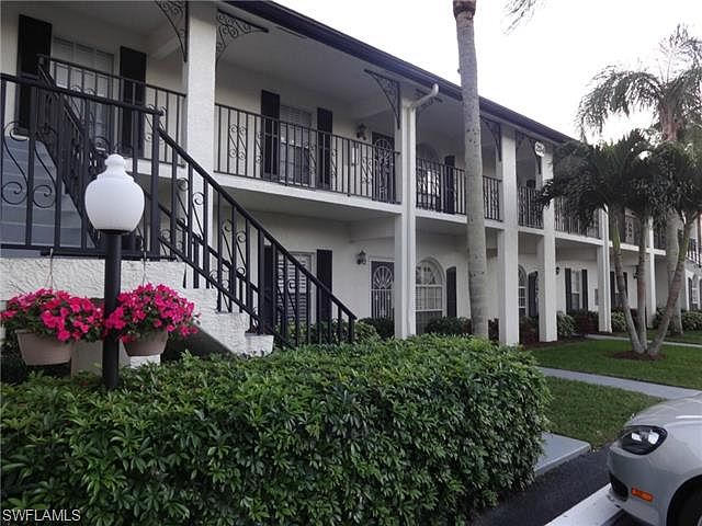 1st image of 254 Deerwood Cir APT 6