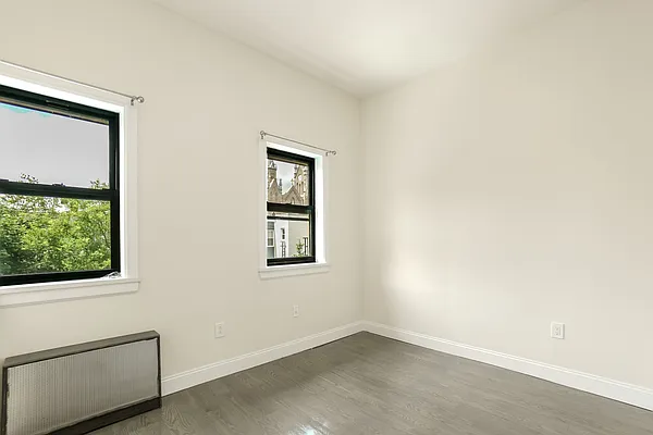 Rented by Triplemint | media 15