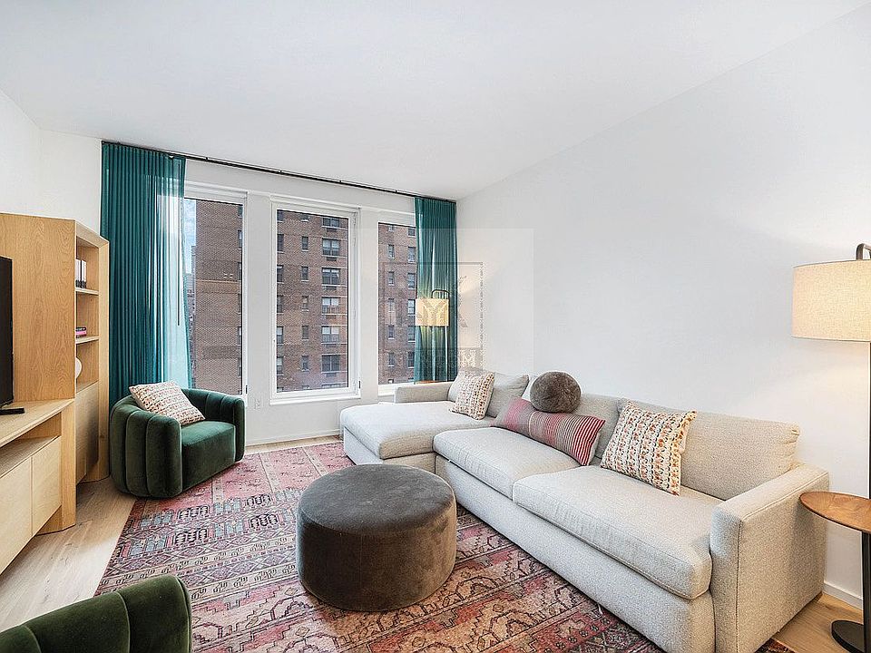 1st image of 249 E 62nd St #3B
