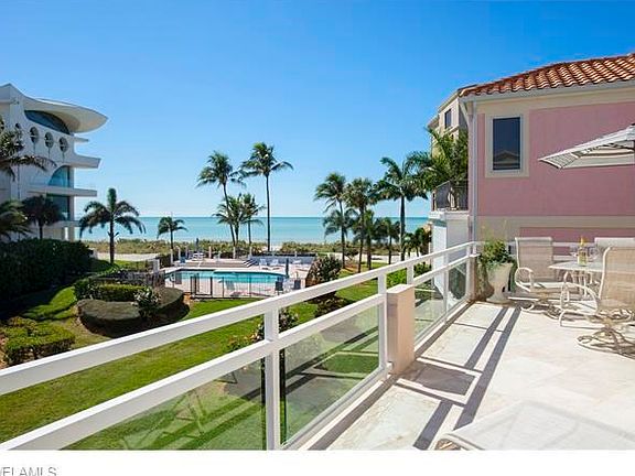 3rd image of 102 Curacao Ln