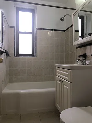 Rented by Keller Williams NYC | media 19