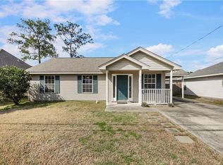 70105 6th St, Covington, LA 70433