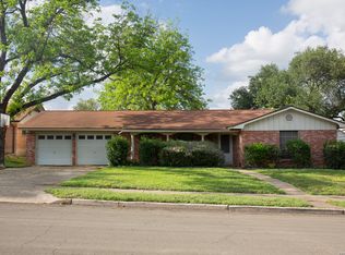3715 Oak Trl, San Antonio, TX 78228