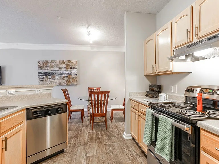 Peachtree Landing — Photo 20