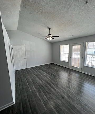 3rd image of 900 Hanahan Ct Unit 3A