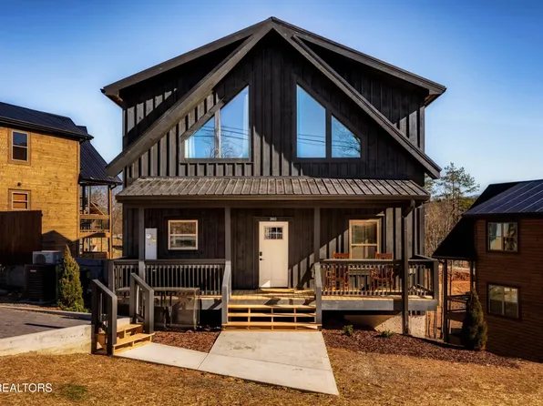 2852 Sequoia Rd, Pigeon Forge, TN 37863