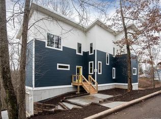 76 Richland St, Asheville, NC 28806