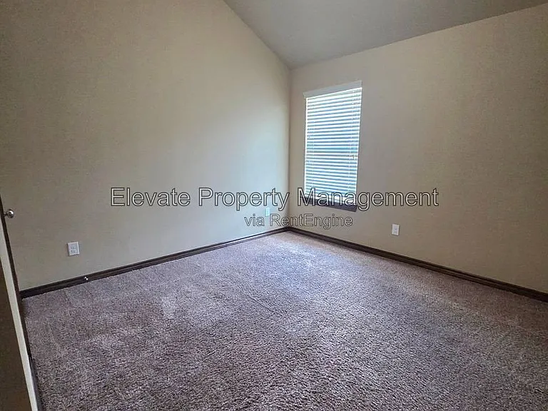 2200 Kintyre Rd — Photo 26
