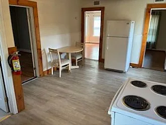 110 Ash St #3 — Photo 6