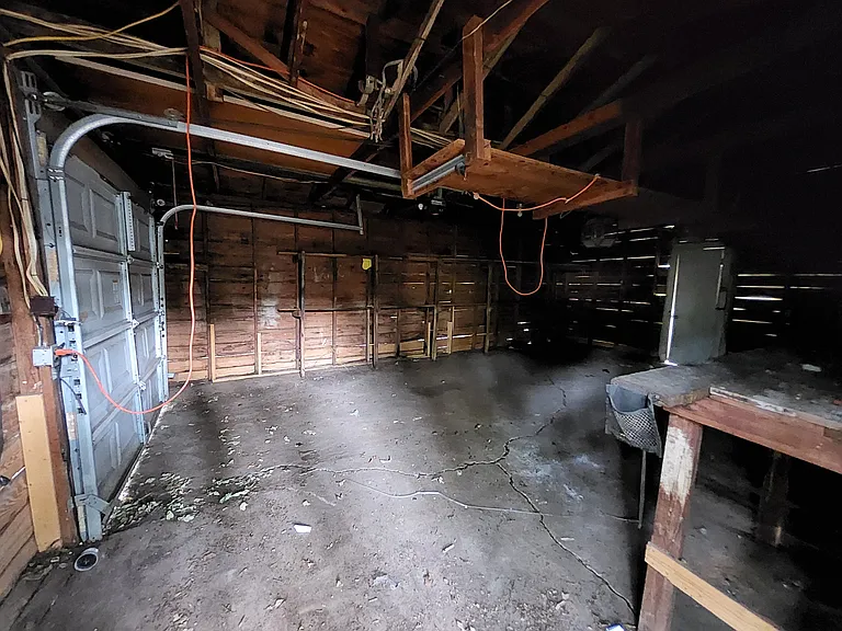 558 Harrison Ln — Photo 22