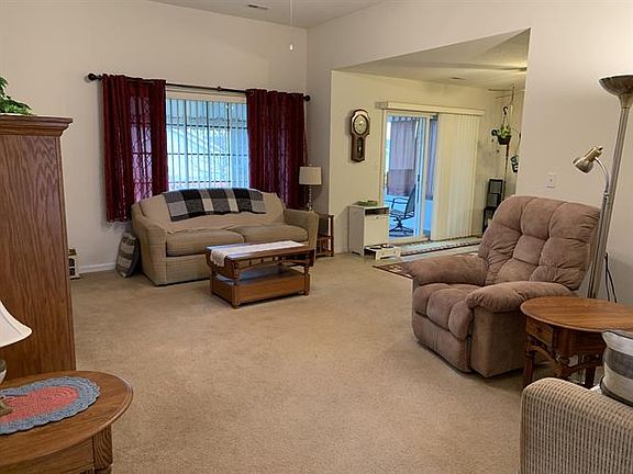 3rd image of 4616 E Brookhill Dr