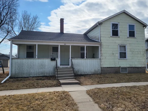 214 5th Ave, Rochelle, IL 61068