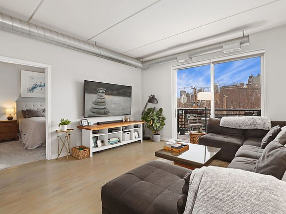 5th image of 873 N Larrabee St APT 306