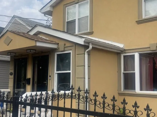 15217 135th Ave, Jamaica, NY 11434