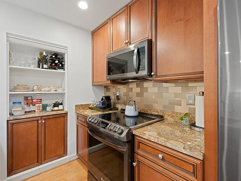424 E Capitol St NE #3 — Photo 9