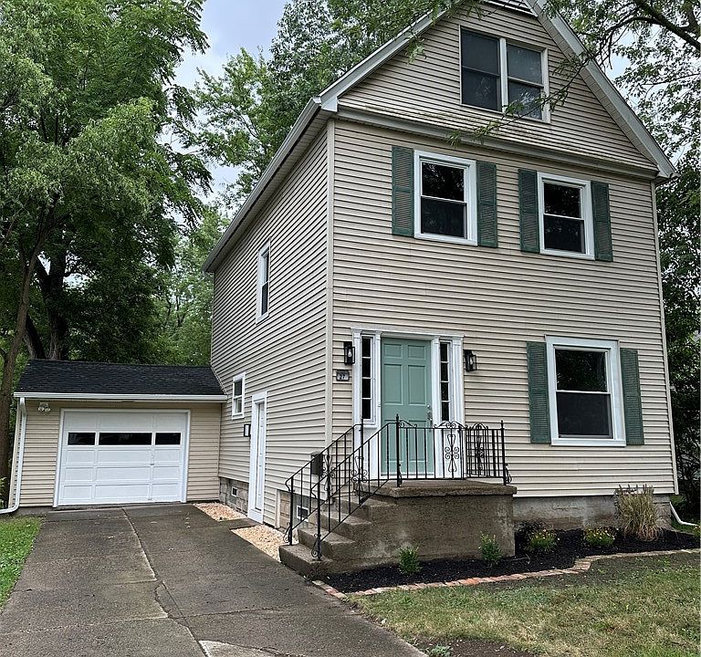 1st image of 27 Orchard Ave
