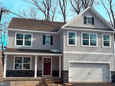 524 Well Dr, New Freedom, PA, 17349