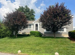85 Rockwell St, Harrison, NY 10528
