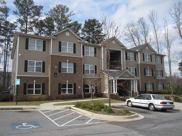 1st image of 7102 Fairington Village Dr