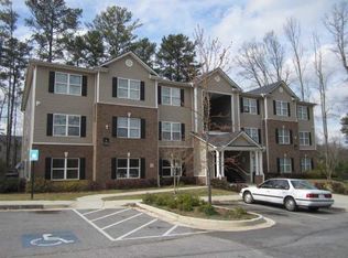 7102 Fairington Village Dr, Lithonia, GA 30038