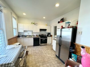 37 Hillside St #1F, Roxbury Crossing, MA 02120