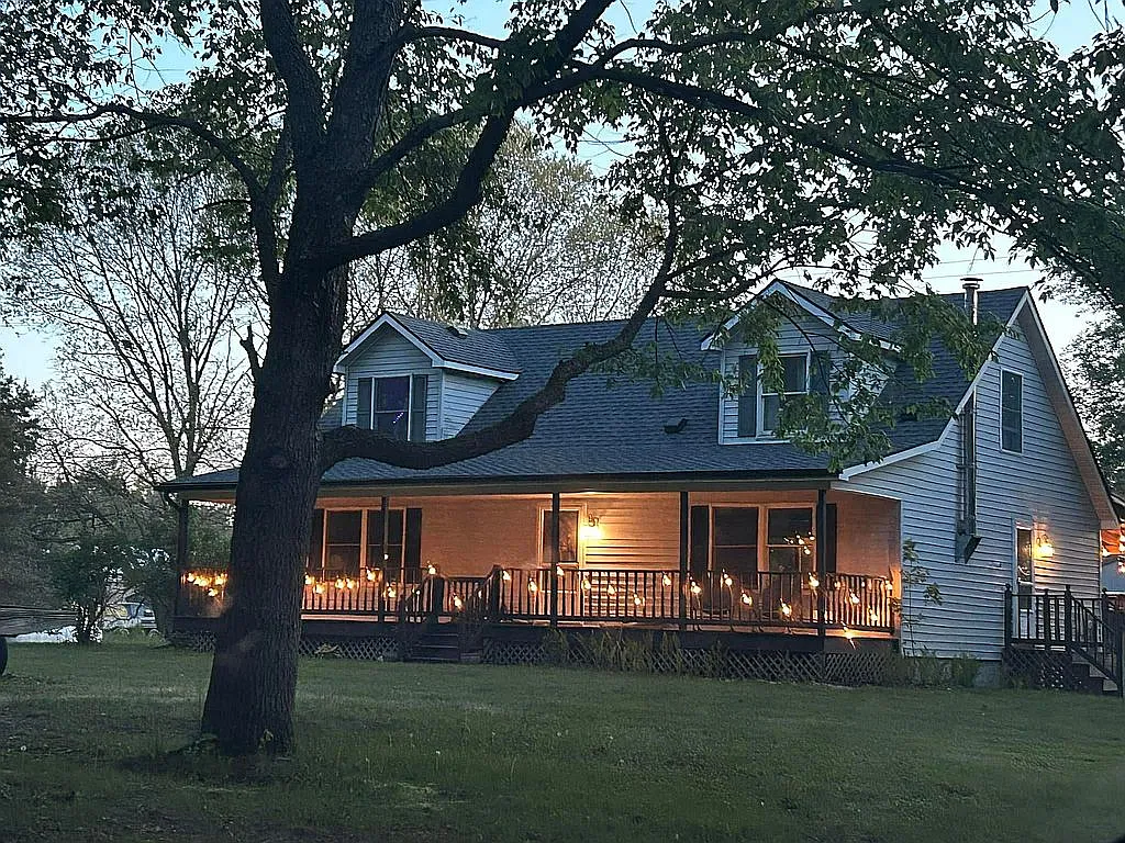 5270 Dutton Rd photo 1