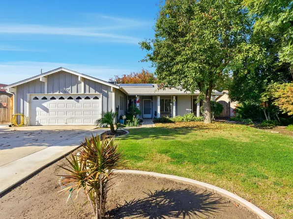 1927 S Chinowth Street, Visalia, CA 93277