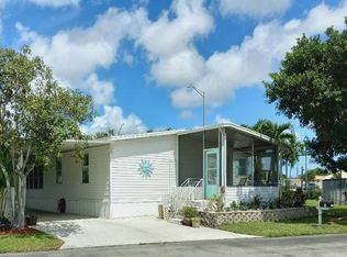 4307 72nd St N #1301, West Palm Beach, FL 33404